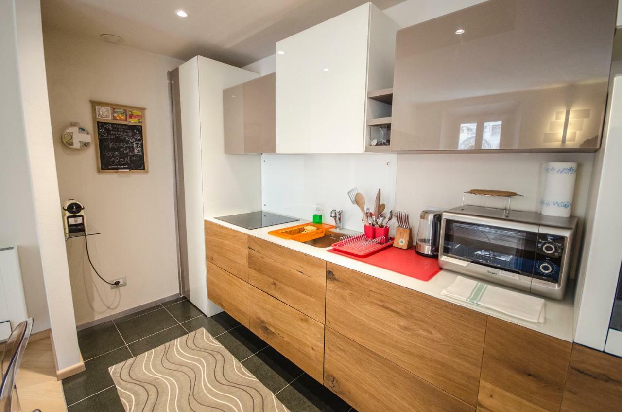 Luxury 65Mq Under The Two Towers Apartment Bologna Ngoại thất bức ảnh